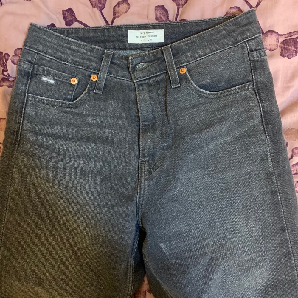 Levi’s 721 High Rise Skinny Jeans